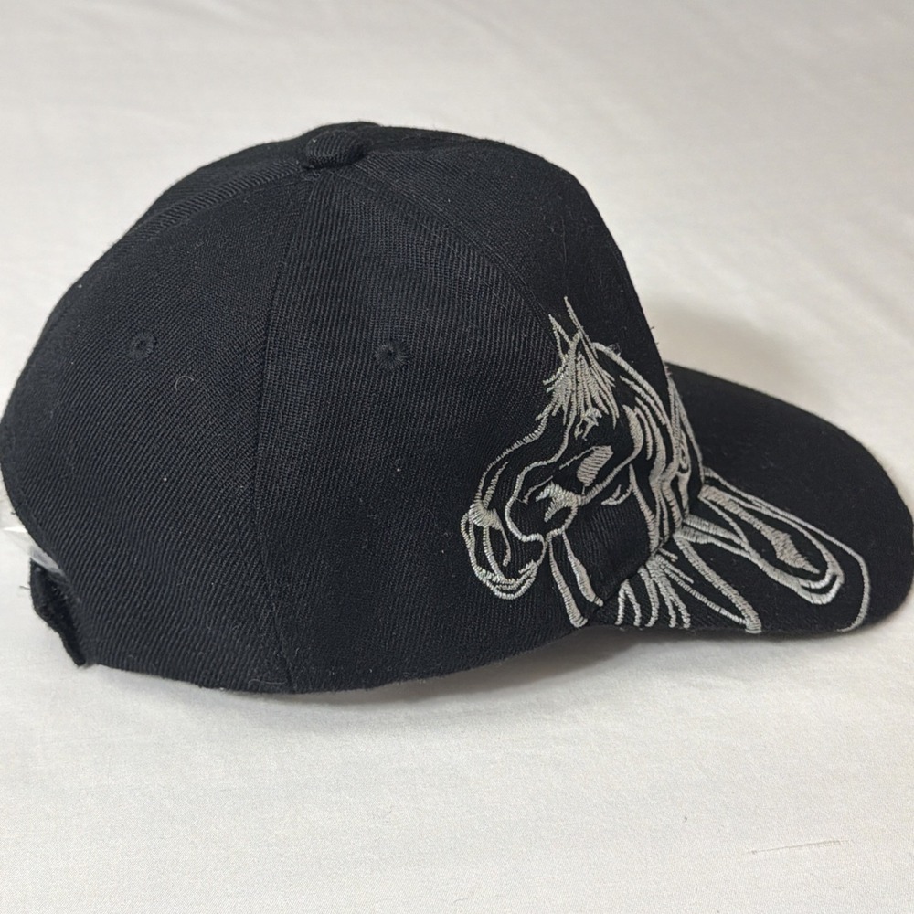 YX Hat Black Multicolor Embroidered Horse Heads Adjustable Strap Vtg Ranch Hat - Picture 6 of 16
